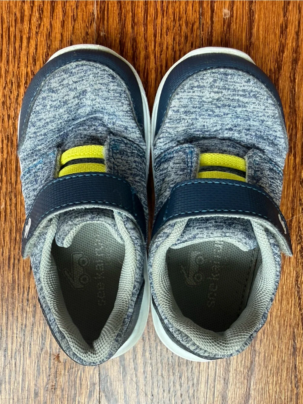 See Kai Run Basics Sneakers Sz 7